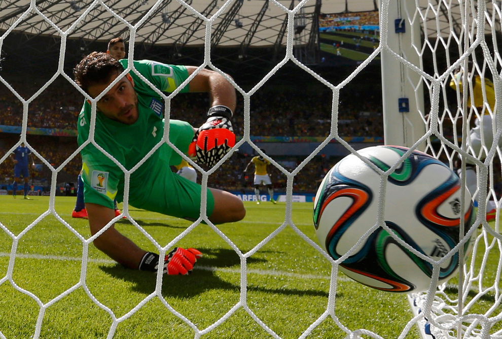 Objetivos da Copa do Mundo e bola na rede.Foto:(Paulo Whitaker / Reuters)