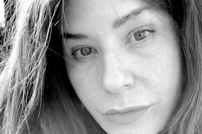 'Pior mito sobre c&acirc;ncer &eacute; achar que de alguma forma somos culpados', diz vencedora do Pulitzer.Por Irene Hern&aacute;ndez Velasco - BBC Mundo