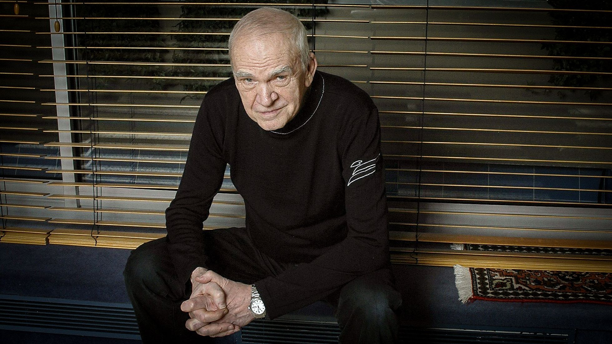 O enigma de Milan Kundera, o cl�ssico fugidio