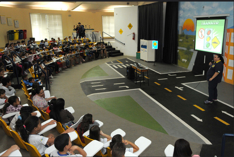 Segurança na volta às aulas:    CIMAN recebe projeto de conscientização sobre o trânsito em parceria com o DER-DF