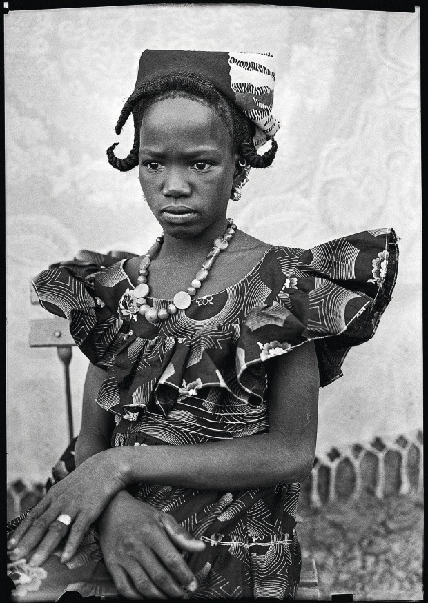Conheça Seydou Keïta, o fotógrafo que empodera os negros em seus cliques