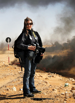 Lynsey Addario, fotojornalista. por Joe Castaldo - Foto: John Moore)
